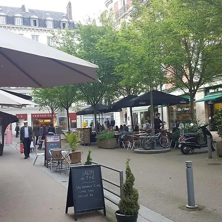 Petit Studio Au Coeur De Apartamento