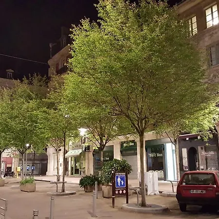 Petit Studio Au Coeur De