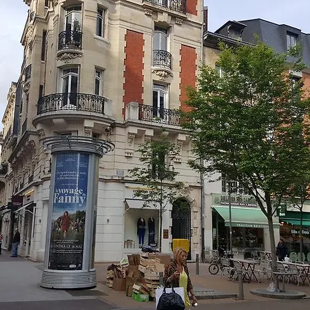 Petit Studio Au Coeur De Apartamento *